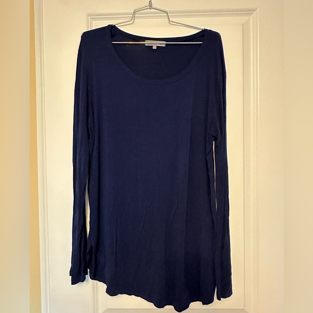 Mia long sleeve stretch material shirt